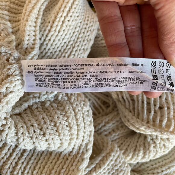 Zara | Women's Cream Knit Distressed Pullover Sweater | Size: L - Picture 5 of 5